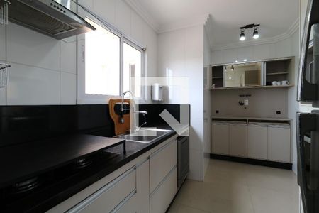 Apartamento para alugar com 72m², 2 quartos e 2 vagasCozinha