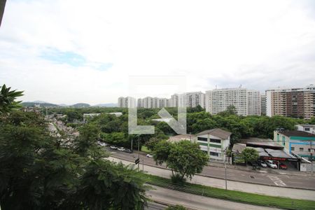 Vista de apartamento para alugar com 3 quartos, 75m² em Jacarepaguá, Rio de Janeiro