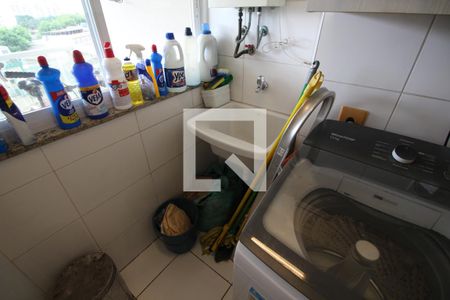 Apartamento para alugar com 75m², 3 quartos e 1 vagaÁrea de Serviço