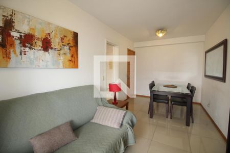 Sala de apartamento para alugar com 3 quartos, 75m² em Jacarepaguá, Rio de Janeiro