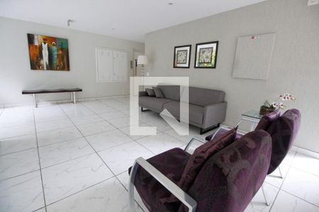 Apartamento à venda com 70m², 2 quartos e 2 vagasHall social