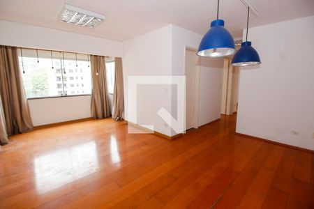 Apartamento à venda com 70m², 2 quartos e 2 vagasSala