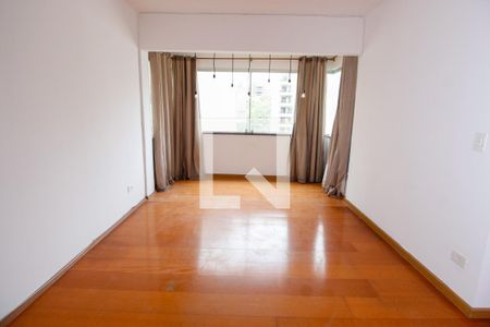 Apartamento à venda com 70m², 2 quartos e 2 vagasSala