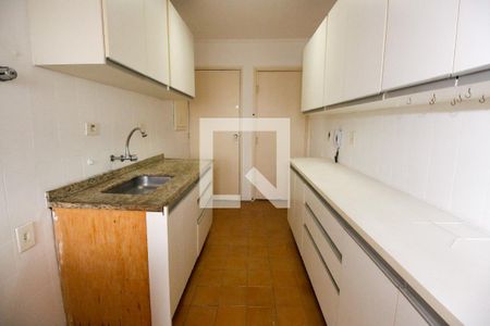 Apartamento à venda com 70m², 2 quartos e 2 vagasCozinha