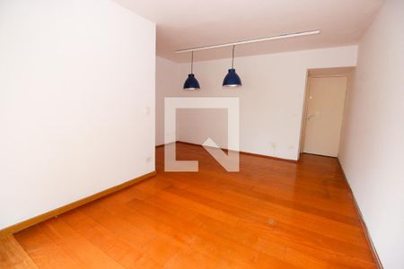Apartamento à venda com 70m², 2 quartos e 2 vagasSala