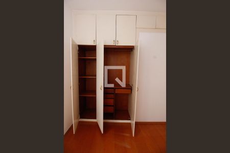 Apartamento à venda com 70m², 2 quartos e 2 vagasQuarto