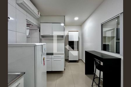 Sala/Cozinha de apartamento para alugar com 1 quarto, 30m² em Santo Amaro, São Paulo