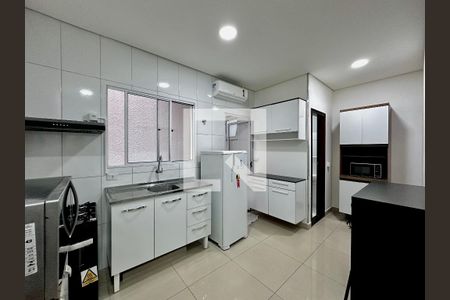 Sala/Cozinha de apartamento para alugar com 1 quarto, 30m² em Santo Amaro, São Paulo
