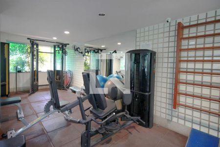 Apartamento à venda com 198m², 3 quartos e 2 vagasÁrea comum - Academia