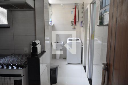 Apartamento à venda com 80m², 2 quartos e 1 vagaÁrea de Serviço