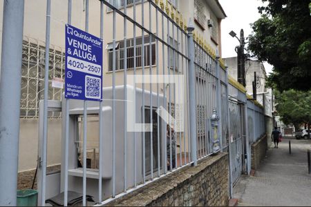 Apartamento à venda com 80m², 2 quartos e 1 vagaFachada