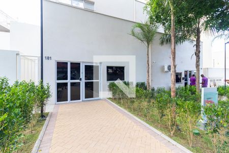 Apartamento para alugar com 34m², 2 quartos e sem vagaFachada