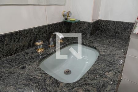 Apartamento à venda com 180m², 3 quartos e 1 vagaBanheiro da Suíte