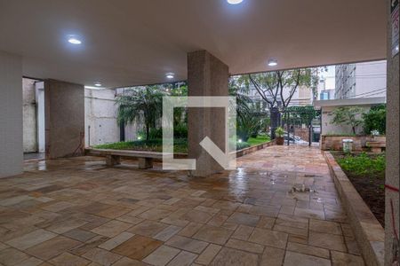 Apartamento à venda com 180m², 3 quartos e 1 vagaÁrea comum - Entrada do Edifício