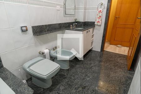 Apartamento à venda com 180m², 3 quartos e 1 vagaBanheiro da Suíte