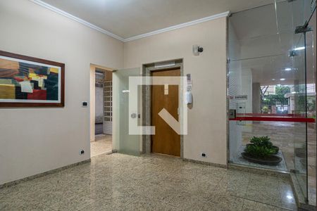 Apartamento à venda com 180m², 3 quartos e 1 vagaÁrea comum - Elevador