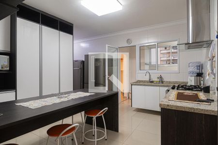 Apartamento à venda com 180m², 3 quartos e 1 vagaCozinha