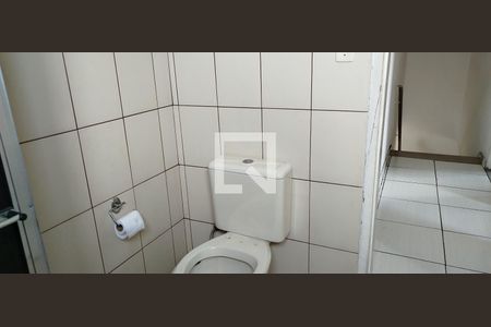 Casa para alugar com 180m², 3 quartos e 3 vagasBanheiro 2