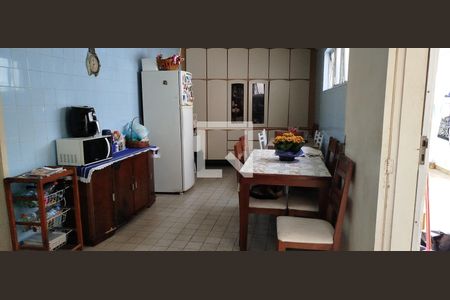 Casa para alugar com 180m², 3 quartos e 3 vagasCozinha - Copa e armários