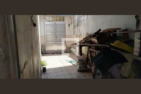 Casa para alugar com 180m², 3 quartos e 3 vagasÁrea lateral - churrasqueira