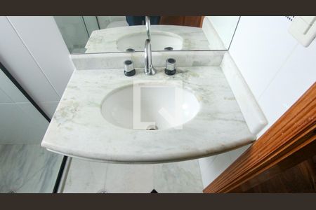 Apartamento à venda com 160m², 3 quartos e 3 vagasBanheiro 3