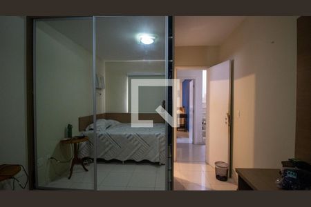 Casa de condomínio à venda com 280m², 5 quartos e 4 vagasSuíte 4