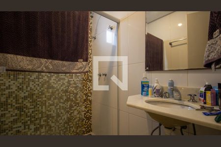 Casa de condomínio à venda com 280m², 5 quartos e 4 vagasBanheiro da Suíte 4