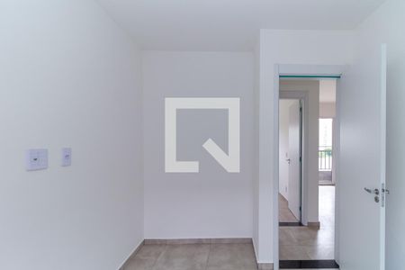 Quarto 2 de apartamento para alugar com 2 quartos, 48m² em Vila Paulo Silas, São Paulo