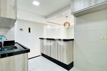 Apartamento à venda com 69m², 2 quartos e 1 vaga Apartamento à venda com 69m², 2 quartos e 1 vagaCozinha e Área de Serviço