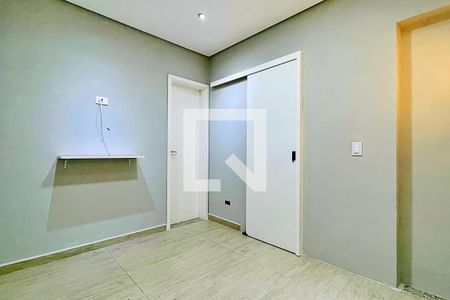 Suíte de apartamento à venda com 2 quartos, 69m² em Jardim Terezopolis, Guarulhos