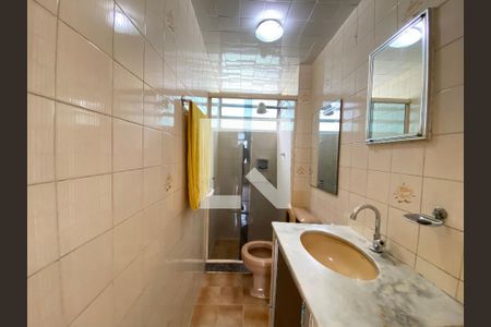 Apartamento à venda com 48m², 2 quartos e 1 vaga Apartamento à venda com 48m², 2 quartos e 1 vagaBanheiro
