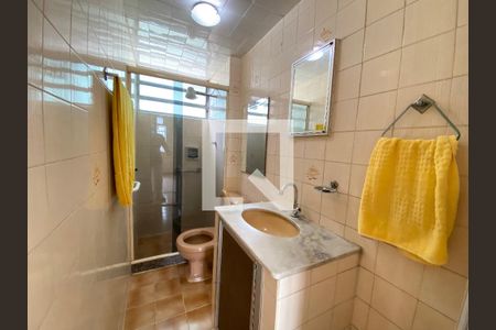 Apartamento à venda com 48m², 2 quartos e 1 vaga Apartamento à venda com 48m², 2 quartos e 1 vagaBanheiro