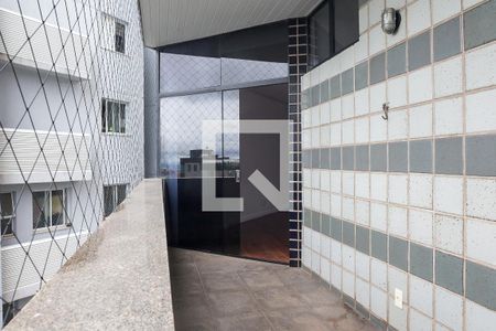 Sacada de apartamento para alugar com 3 quartos, 110m² em Sion, Belo Horizonte
