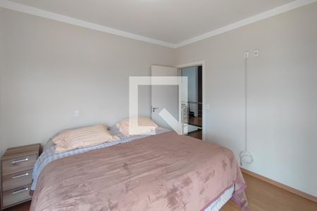 Casa de condomínio para alugar com 335m², 4 quartos e 6 vagasQuarto Suíte