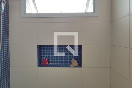 Casa de condomínio para alugar com 335m², 4 quartos e 6 vagasBanheiro Suíte 2