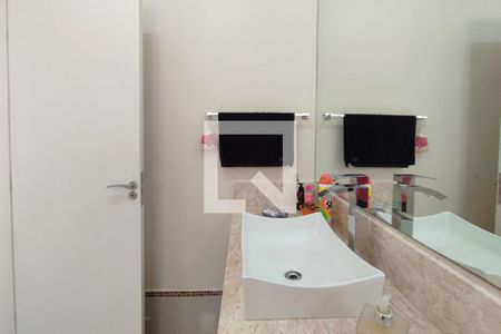 Casa de condomínio para alugar com 335m², 4 quartos e 6 vagasLavabo