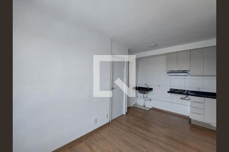 Sala de apartamento para alugar com 2 quartos, 35m² em Socorro, São Paulo