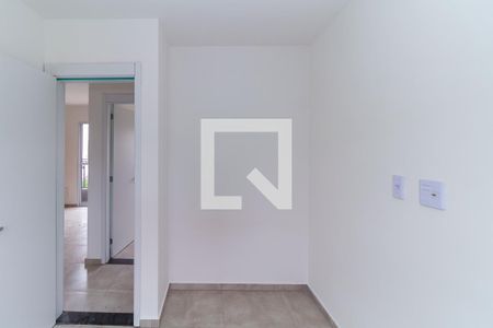 Quarto 2 de apartamento para alugar com 2 quartos, 48m² em Vila Paulo Silas, São Paulo