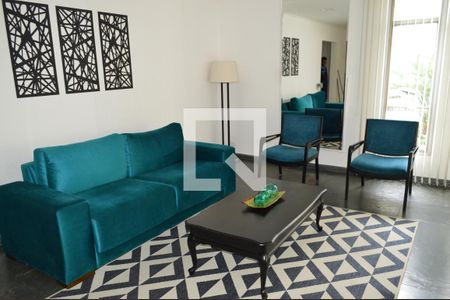 Apartamento à venda com 45m², 1 quarto e 1 vagaHall