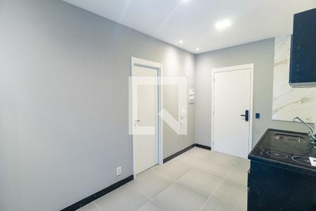 Sala/Cozinha de apartamento à venda com 1 quarto, 53m² em Jardim Prudência, São Paulo