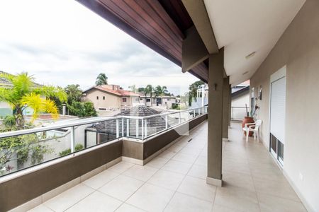 Casa de condomínio à venda com 849m², 4 quartos e 6 vagasVaranda da Suíte 1