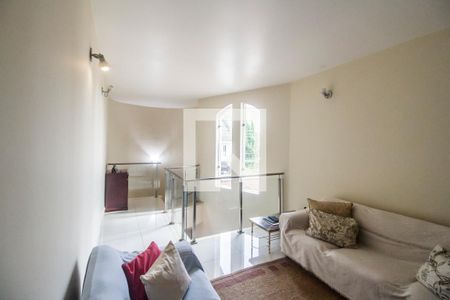 Casa de condomínio à venda com 849m², 4 quartos e 6 vagasSala de TV 2