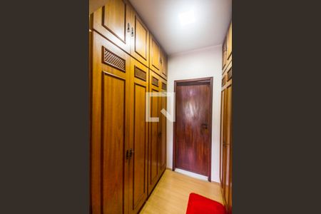 Casa de condomínio à venda com 849m², 4 quartos e 6 vagasSuíte 1