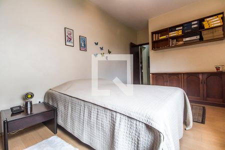 Casa de condomínio à venda com 849m², 4 quartos e 6 vagasSuíte 4