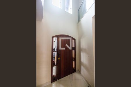 Casa de condomínio à venda com 849m², 4 quartos e 6 vagasHall de entrada