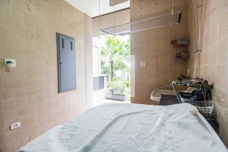 Casa de condomínio à venda com 849m², 4 quartos e 6 vagasÁrea de Serviço