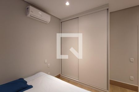 Quarto Suíte de casa de condomínio à venda com 3 quartos, 200m² em Swiss Park, Campinas