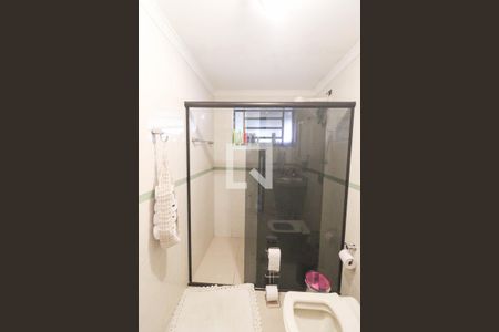 Casa à venda com 290m², 3 quartos e 5 vagas Casa à venda com 290m², 3 quartos e 5 vagasBanheiro