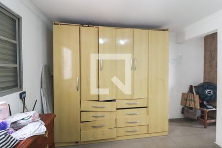 Casa à venda com 290m², 3 quartos e 5 vagas Casa à venda com 290m², 3 quartos e 5 vagasQuarto