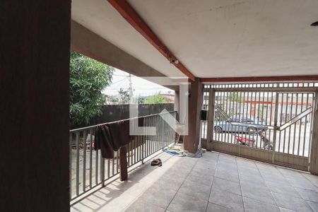 Casa à venda com 290m², 3 quartos e 5 vagas Casa à venda com 290m², 3 quartos e 5 vagasGaragem